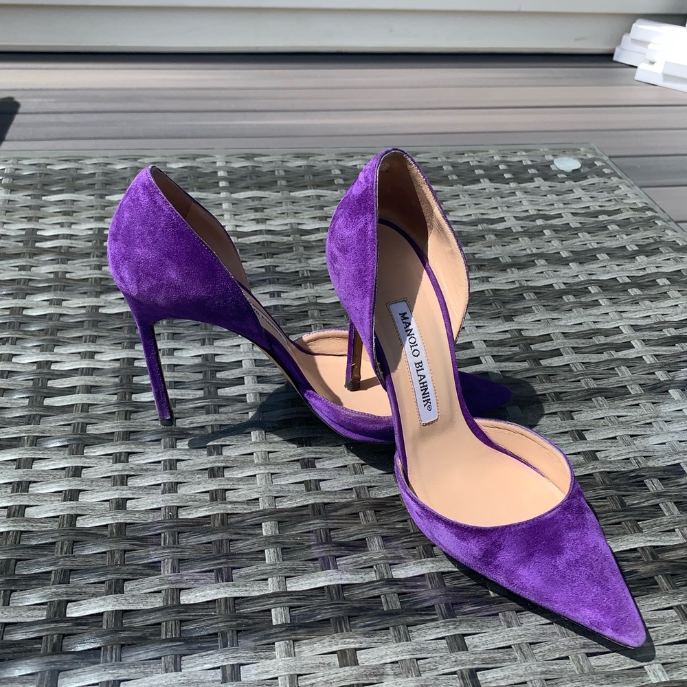 ‼️SOLD‼️ Manolo Blahnik suede shoes